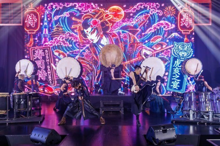 Osaka; UTAGE Modern Japanese Taiko Show Next to Kaiyukan 1