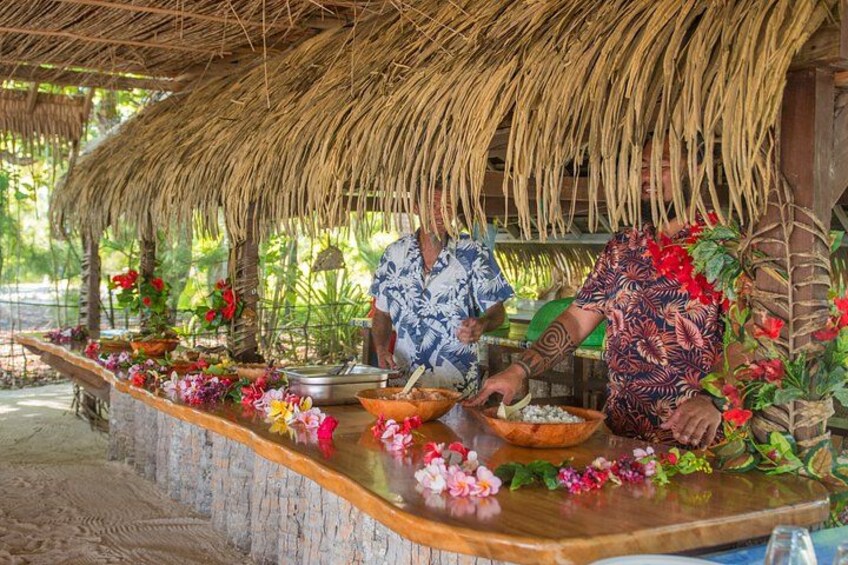 Bora Bora ATV Tour + Motu Fanfan Island Escape & Polynesian Meal 3