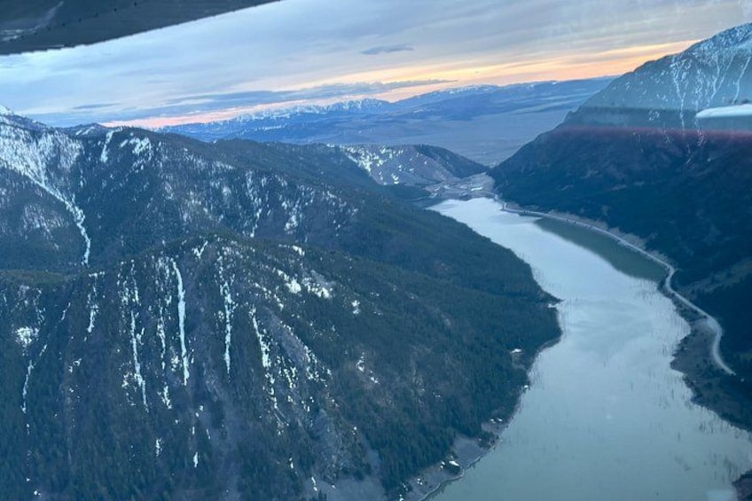 30-Minute Yellowstone Seismic Scenic Flight from West Yellowstone 4
