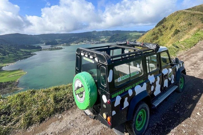 Private Jeep 4x4 Tour in São Miguel Island 1