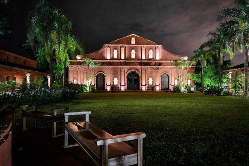 By Night Puerto Iguazu with Argentinian Restaurant Guamini Misión 1
