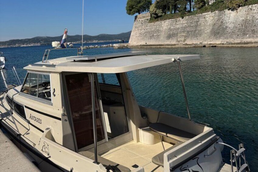 Experience Zadar Archipelago with Antares sailing shared tour 5