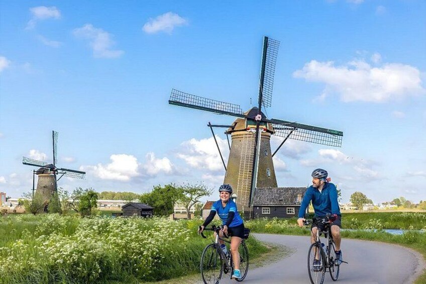 Rotterdam windmills countryside on wheels - bike tour around city 1