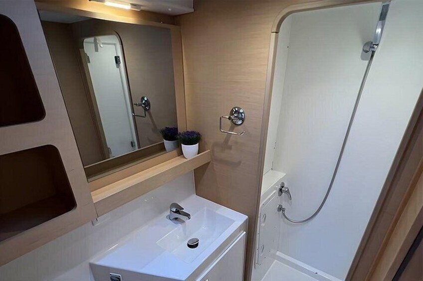 3 Hour Catamaran Experience in a Private 42' Lagoon 3