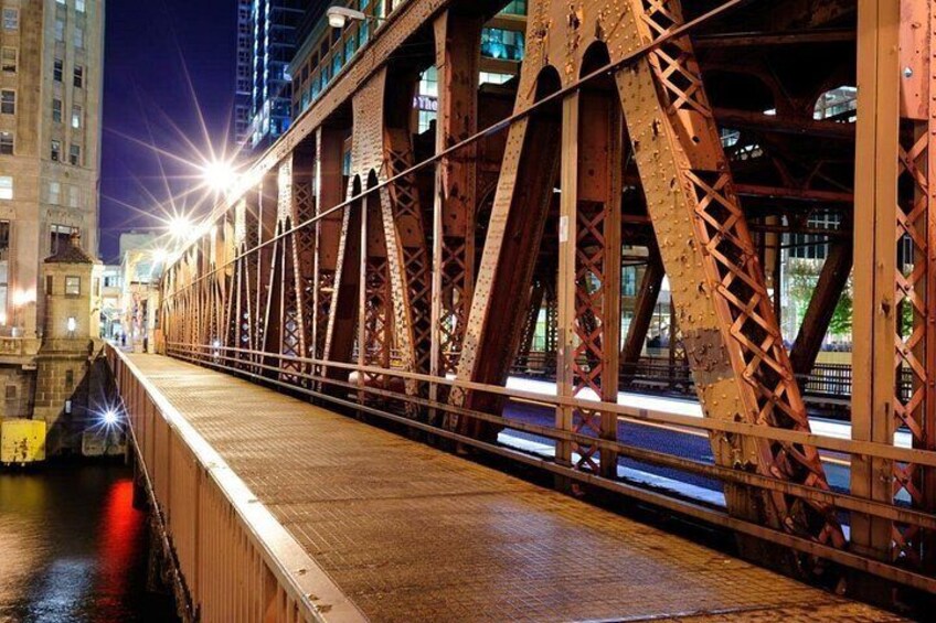 Haunted Chicago: Lincoln Park Ghost Escape Game 5