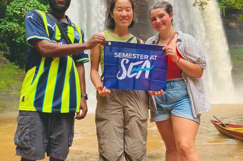 Aburi Botanic Gardens, Boti Falls,Umbrella Rock & Cocoa Farm Tour 2