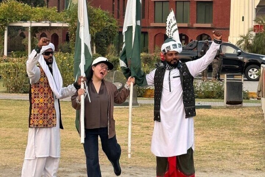 Private Lahore Fort, Walled City Royal Mosque & Wagah Border Tour 3