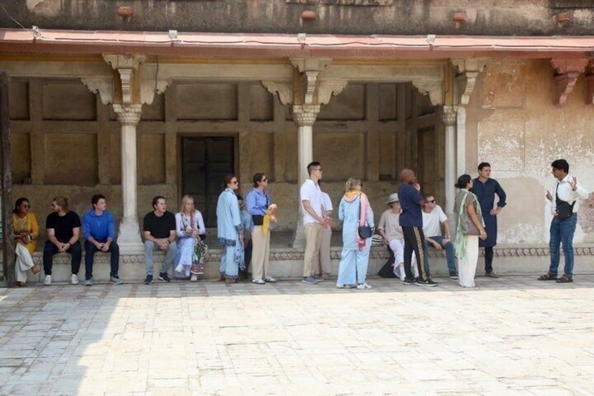 Lahore Private Tour-Fort, Walled City Royal Mosque & Wagah Border 4
