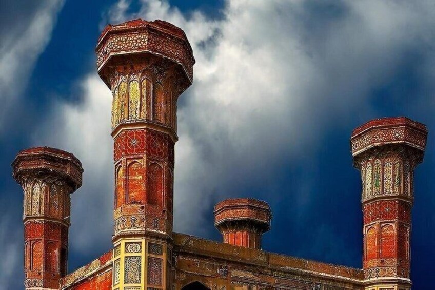 Private 2-Day Lahore Heritage, Culture & Sightseeing Tour 3