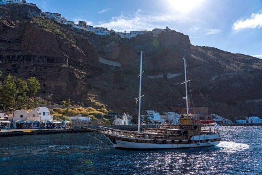 Santorini 3 Islands Trip by Sailing boat 1