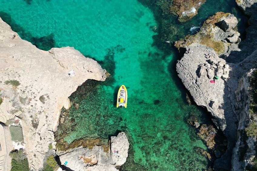 Boat tour Cala Figuera, Es Pontas, Caló de Moro, Cala Marmols 3