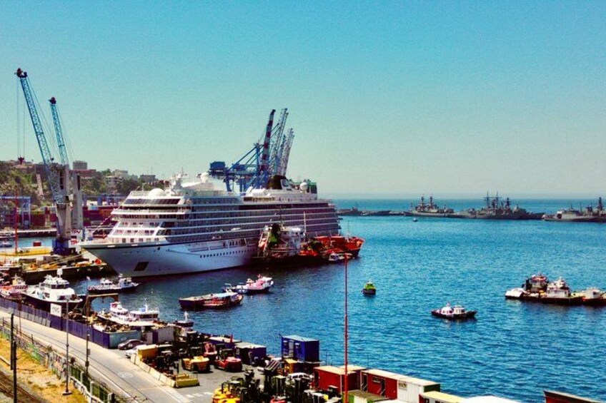 Transfer Santiago to Valparaiso Cruise Ship Port + Tour & Winery 1