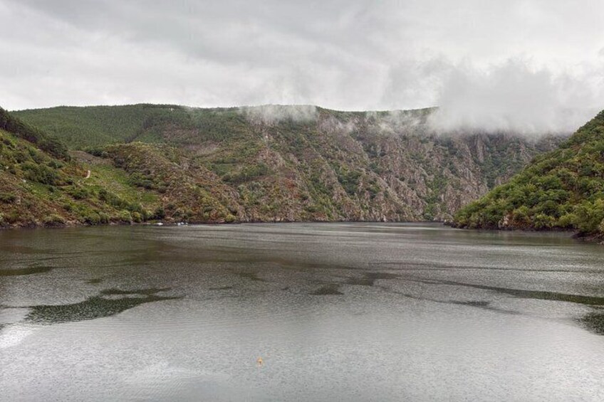 Ribeira Sacra by boat (optional) visit to Ourense from Santiago 2