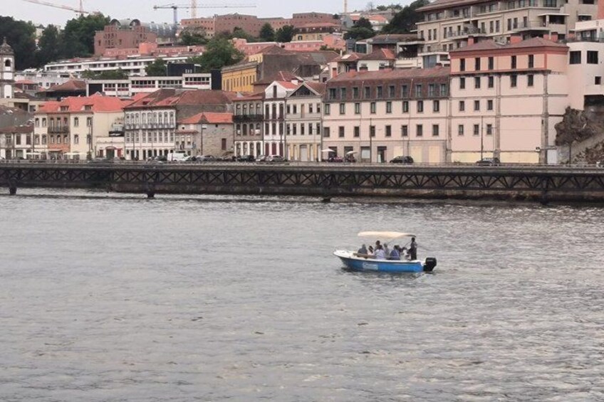 Porto:Douro River Boat tour under the 6 bridges 5