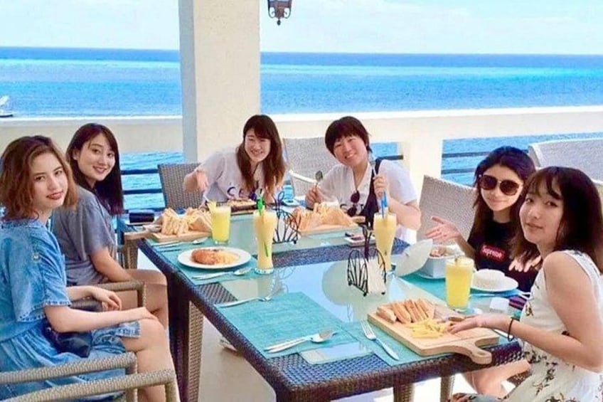 Resort Lunch 2 3