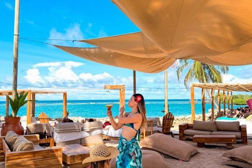 Mangata Beach Club Islas del Rosario Cartagena 1