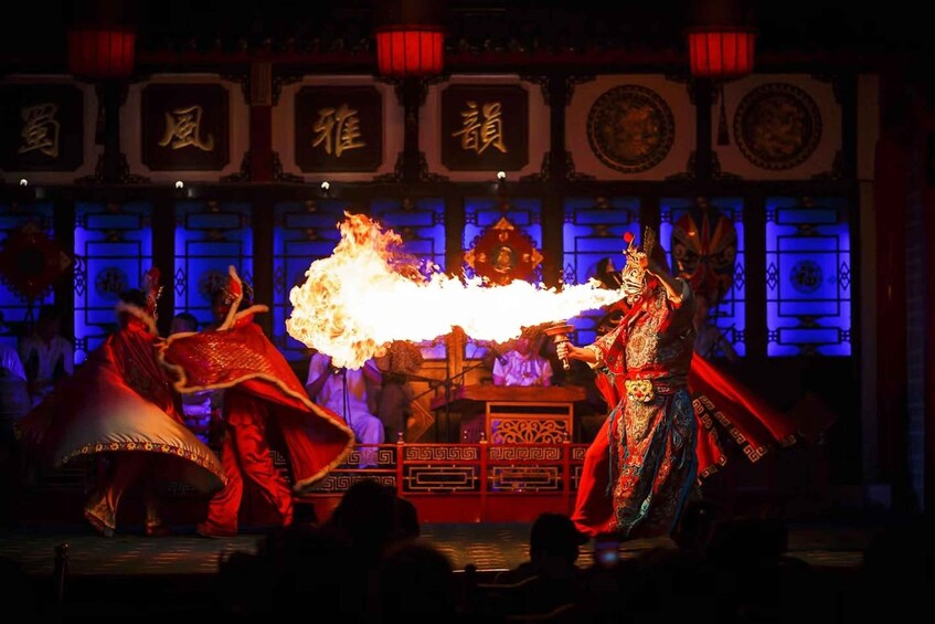 Picture 1 for Activity Chengdu: Sichuan Face-Changing Show&Tea near Kuanzhai Alley 2