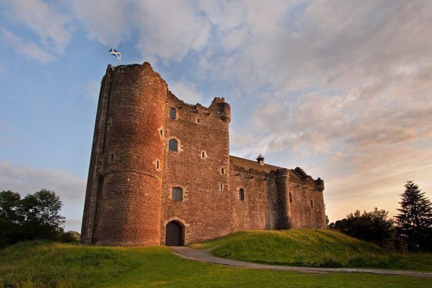 Edinburgh: Private Outlander, Palaces & Jacobite Experience 1