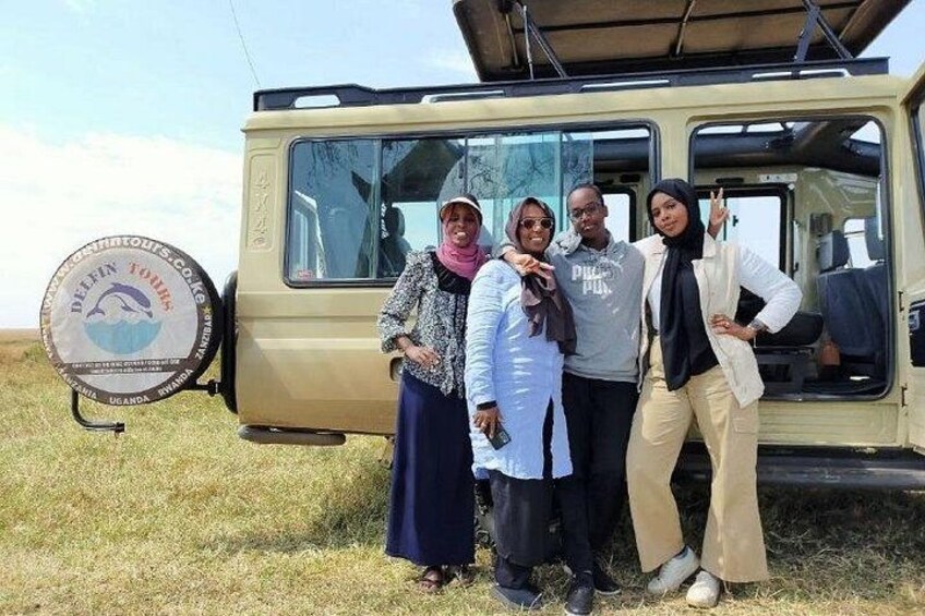 3 Days Masai Mara Mid Range Private Safari in Landcruiser 1