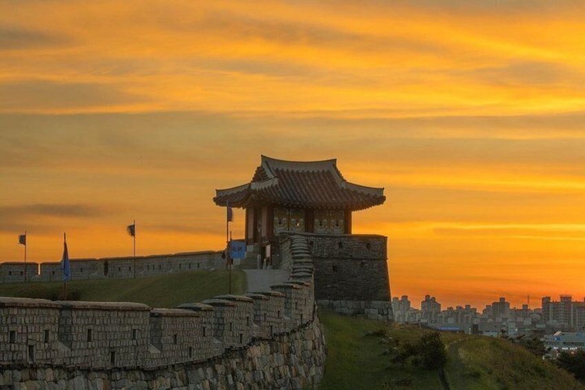 Starfield Suwon : Day Tour (Hwaseong Fortress, Gwangmyeong Cave) 1