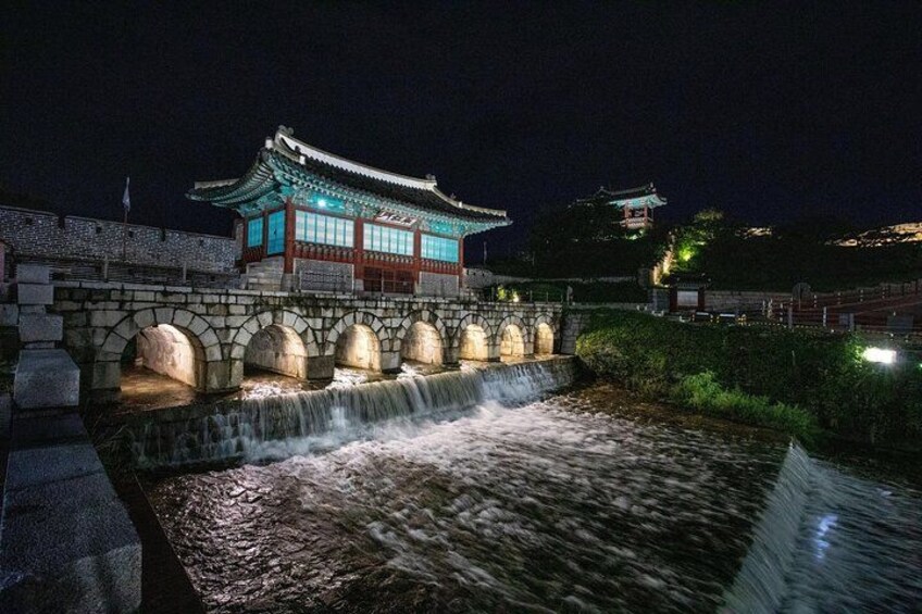 Starfield Suwon : Day Tour (Hwaseong Fortress, Gwangmyeong Cave) 5