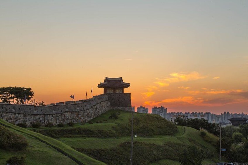 Starfield Suwon : Day Tour (Hwaseong Fortress, Gwangmyeong Cave) 5