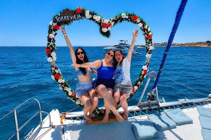 2 hour Catamaran Boat Tour 3