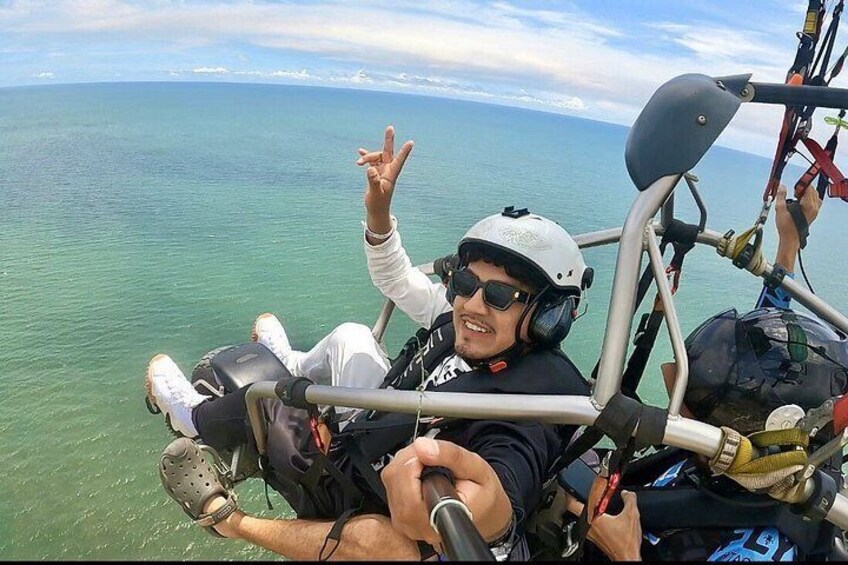 Cartagena Paragliding Experience 10 Min. 3