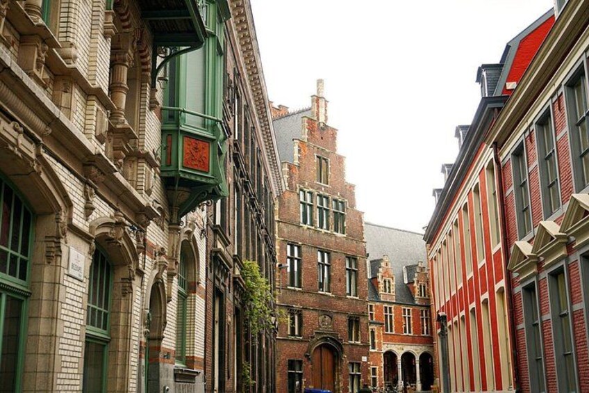 Historic Ghent: Gravensteen Castle, Belfry & St. Bavo’s Cathedral 3