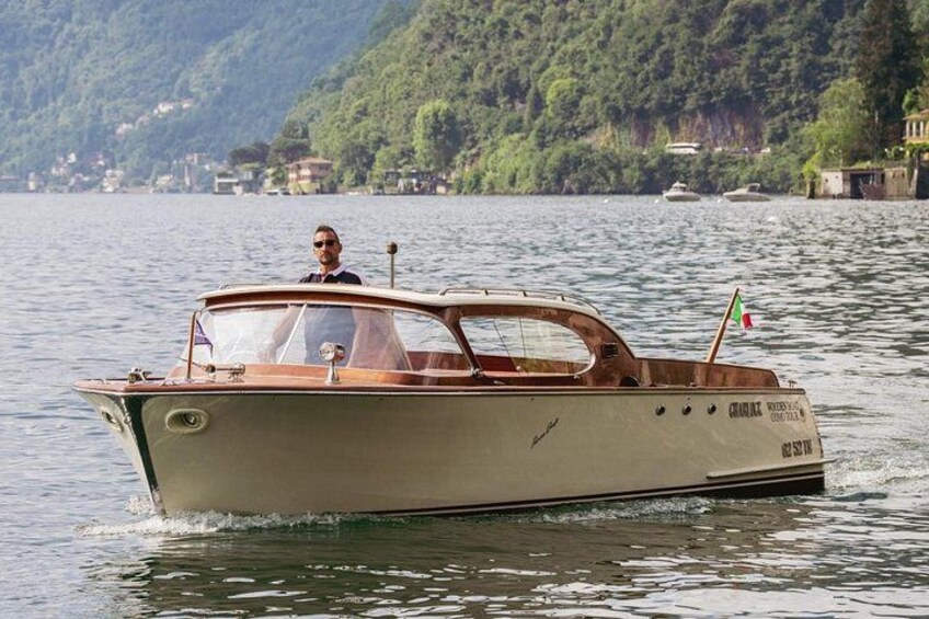 Private Wooden Boat Tour on Lake Como: Villages and Villas 3