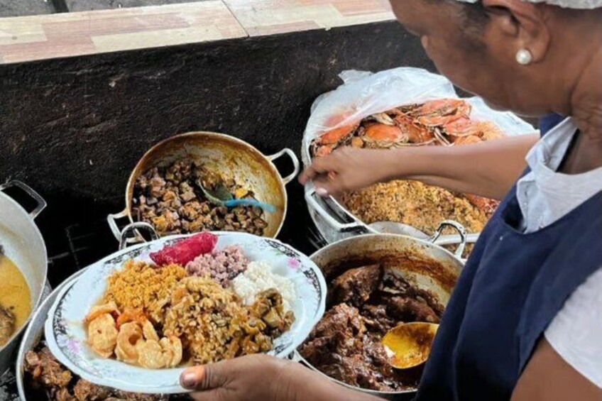 Cartagena and Getsemaní Tour with Bourdain-Style Lunch 1