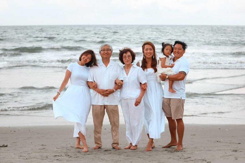 Private Vacation Photoshoot with Photographer in The Hamptons 2
