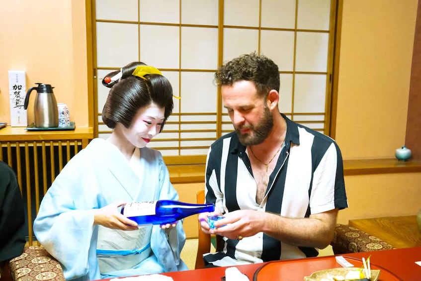 Kyoto: Geisha Dinner & Gion Cultural Walk 3