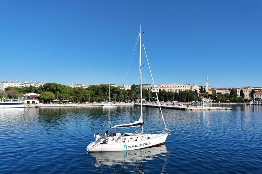 Half Day Private Sailing Experience In Pula 1
