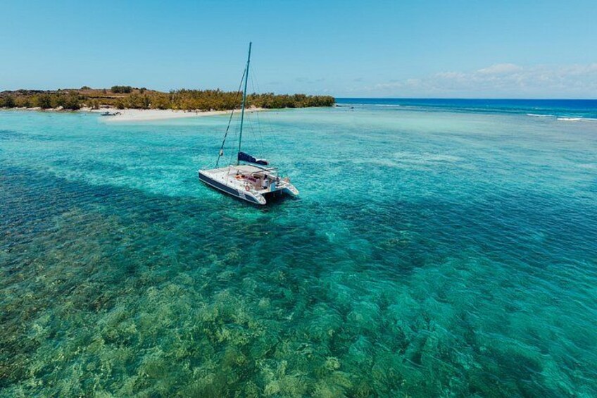 Mauritius Catamaran to Coin de Mire & Gabriel Island - F&B Inc. 3