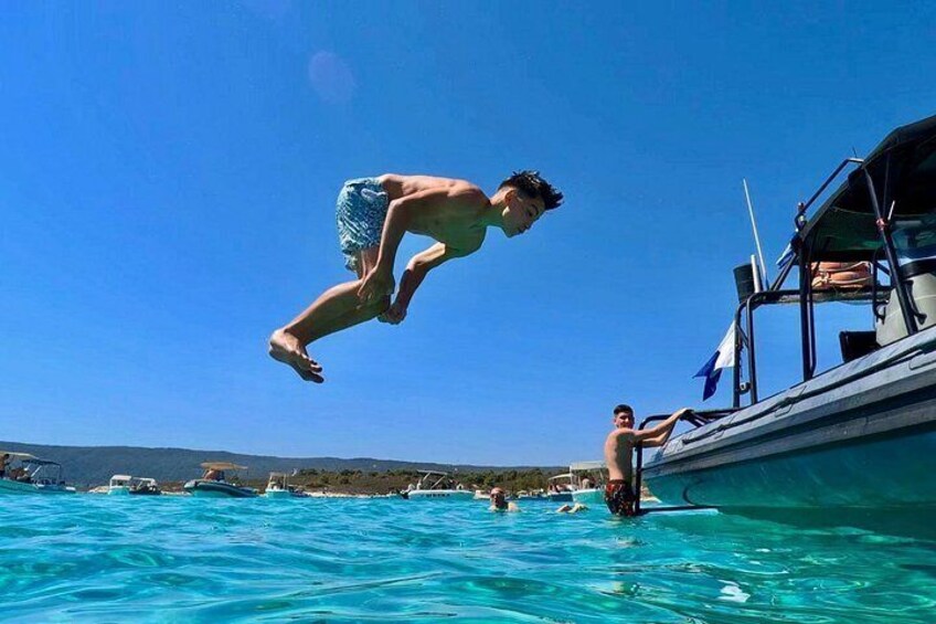 Snorkeling Adventure with 600hp Speed Boat 2