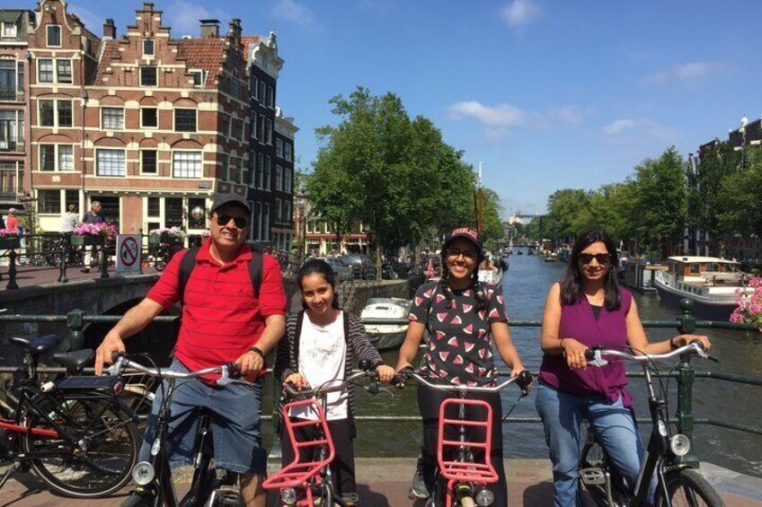 Amsterdam Bicycle Tour with Guide in English 1