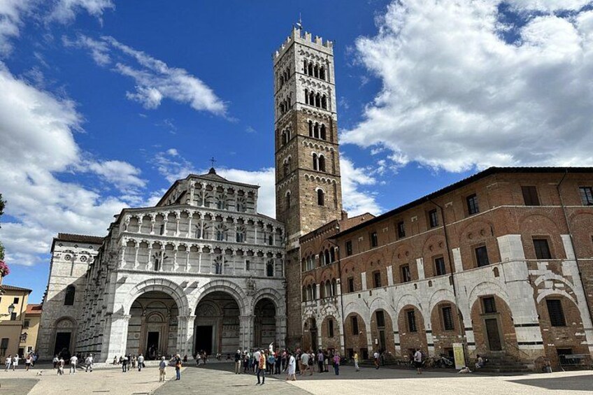 Lucca City Highlights Private Guided Tour 2