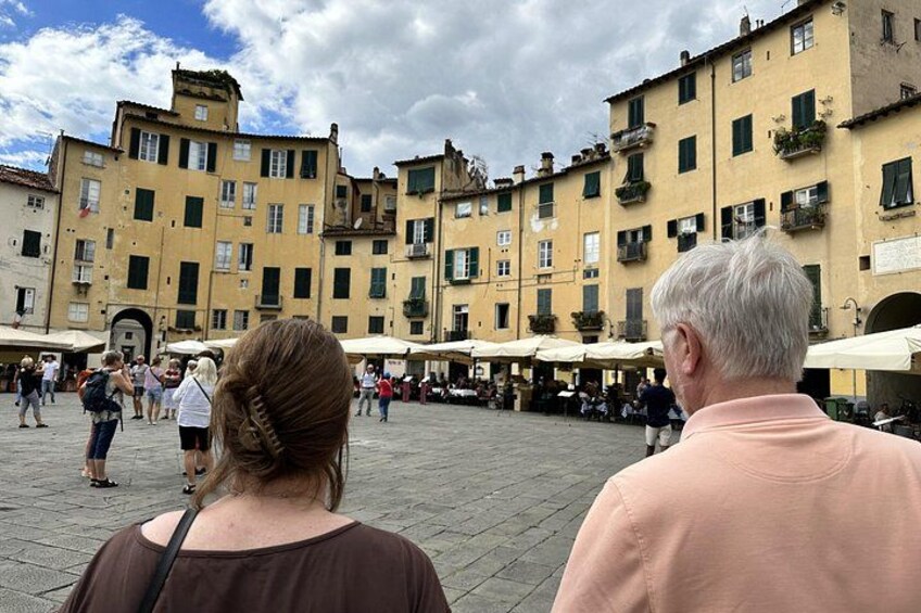 Lucca City Highlights Private Guided Tour 5
