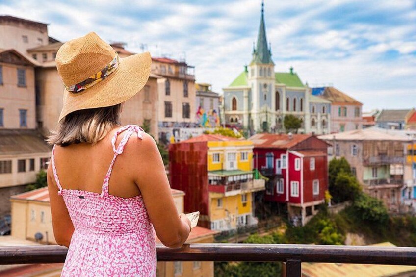 Santiago: Valparaiso, Viña del Mar & Casablanca Wine Tour 1