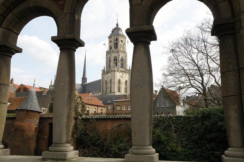Fairytale Lier: Zimmer Clock, Gothic Treasures & Beguinage Charm 4