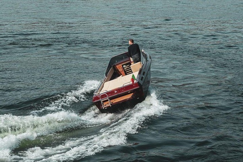 What else on Lake Como? Relax with good prosecco with me 2