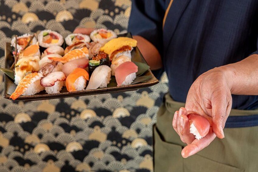 Osaka Sumo Experience: Live Show, Try Sumo, Kimono & Hot Pot Meal 5