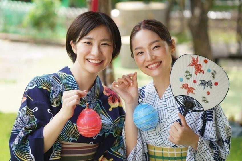 Kyoto 1day 100% silk of traditional. Kimono Rental Experience 4