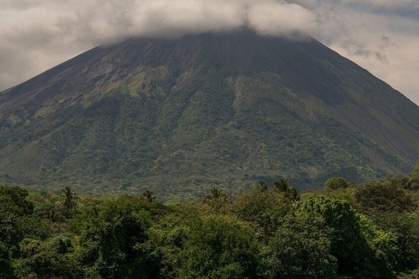 Private Tour Ometepe trekking Volcano Concepcion 2