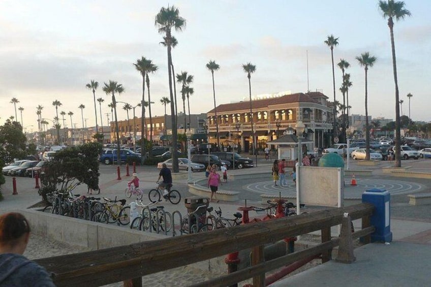 Newport Beach, CA.
Pier. 5