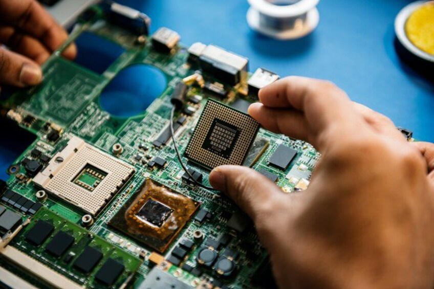 Guangzhou & Shenzhen Technical Sourcing with a Senior Engineer 1