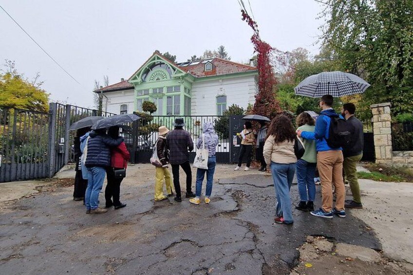 Discover the local art scene with ArtCrawl 4