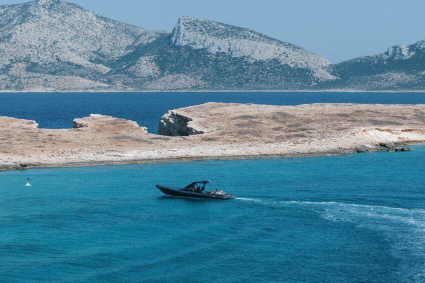 Full Day Private Boat Cruise in Small Cyclades 3