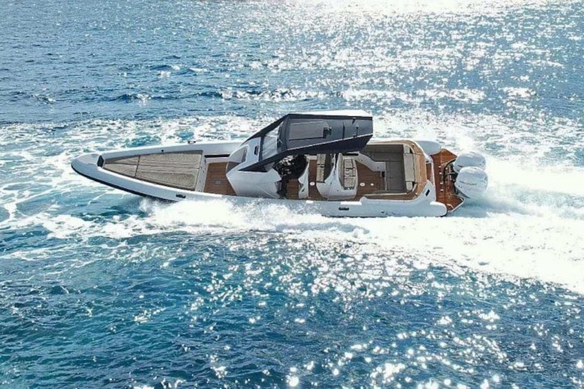 Full Day Private Boat Cruise in Small Cyclades 4